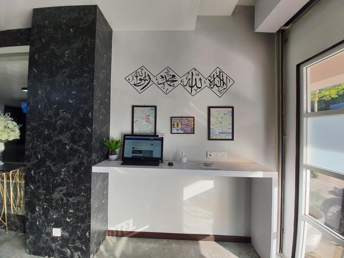 Paradian Hotel Σερεμπάν Εξωτερικό φωτογραφία